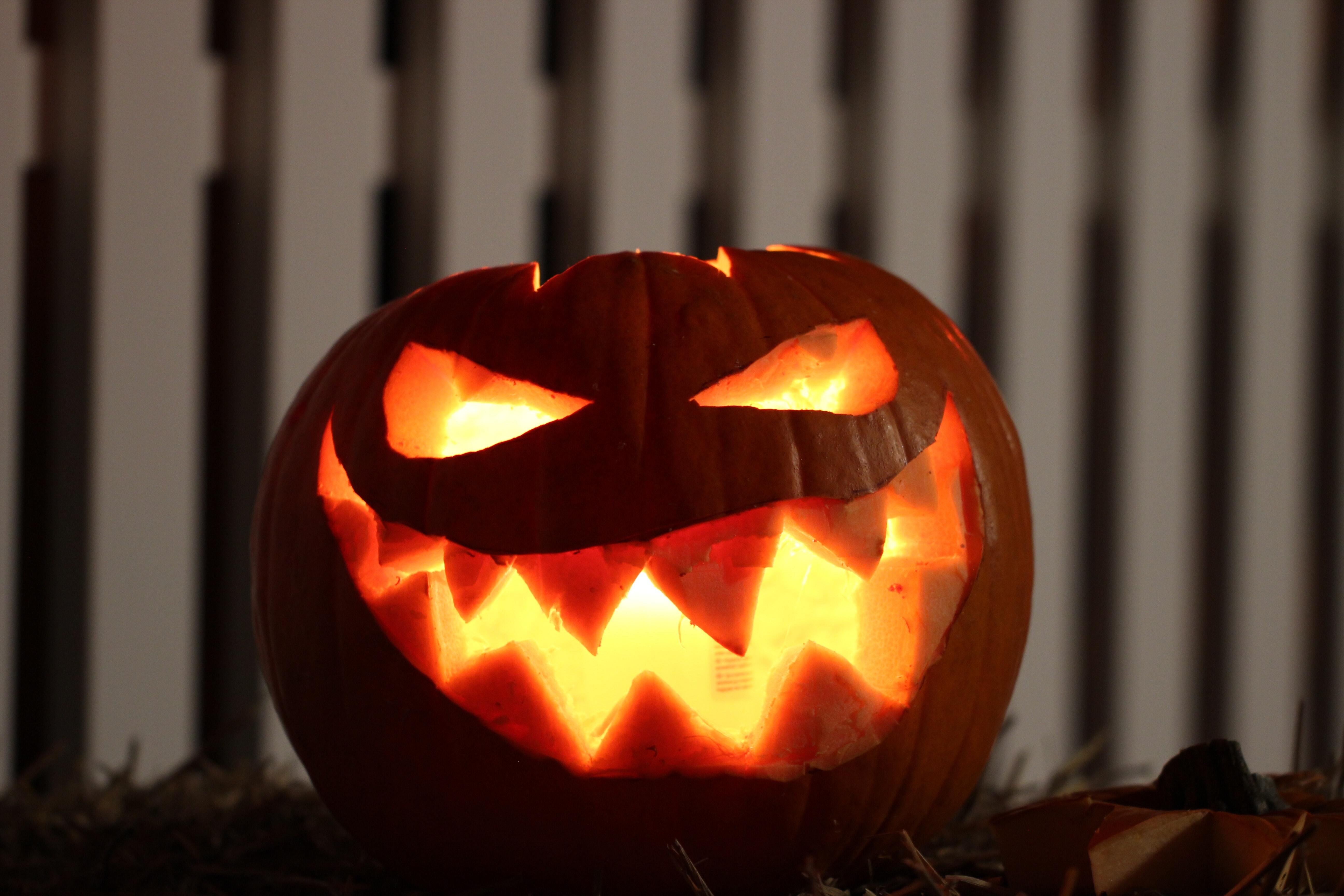 Spooky Business by S.E. Harmon