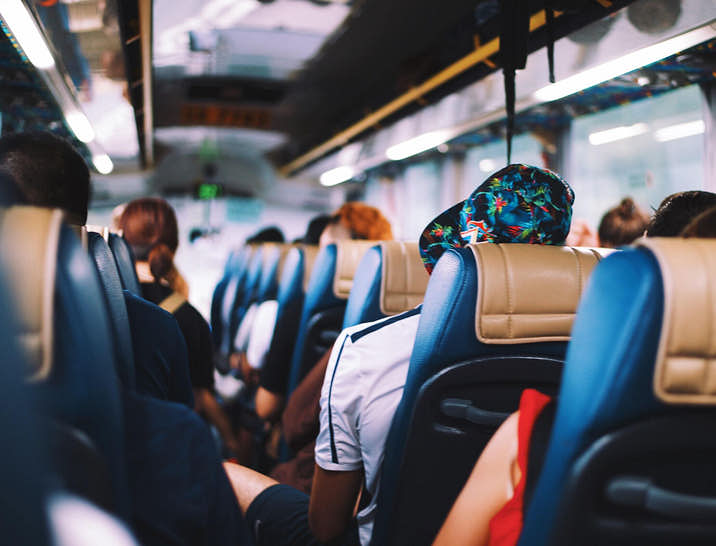 Nombres para empresas de transporte de pasajeros
