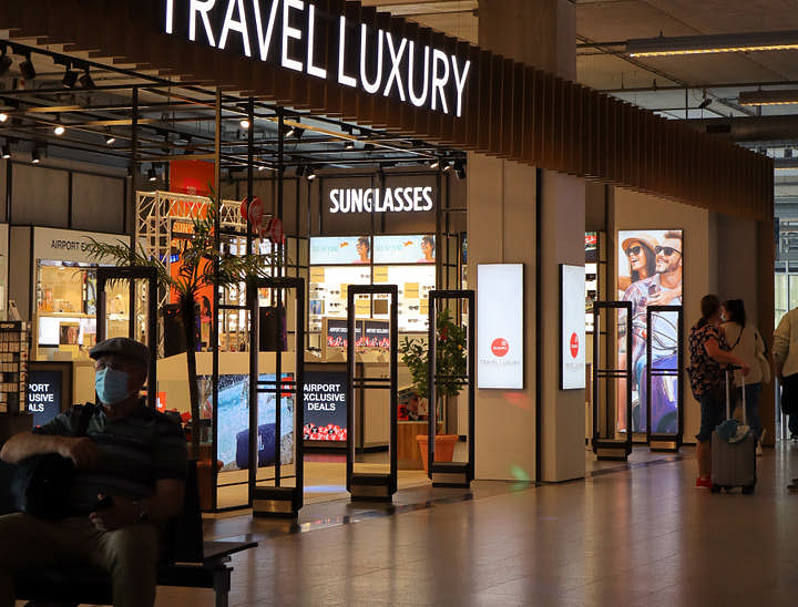 Noms de boutique hors-taxes