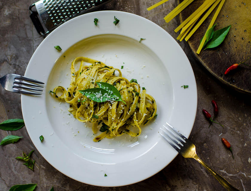 Noms de restaurant de pâtes + logo gratuit