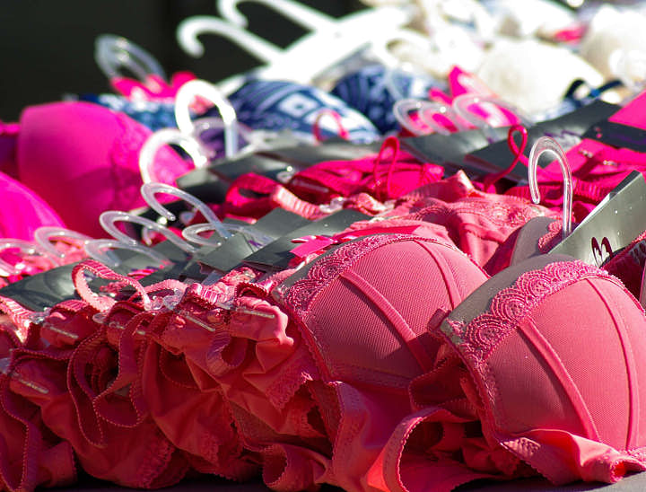 Nomi per Negozi di Intimo