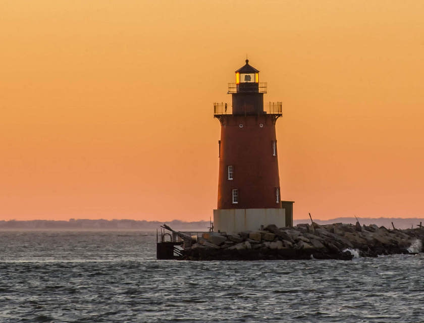 Delaware Breakwater East End Light