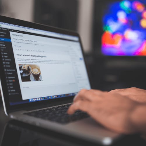 How to Name a Blog: