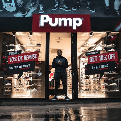 How to Name a Shoe Store