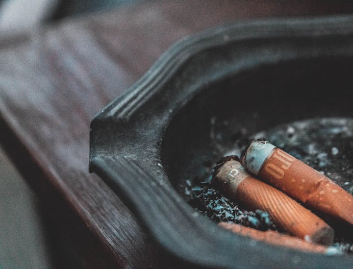 Nomes para empresas de cinzeiros