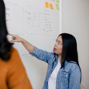 Elige qué tipo de salón de uñas quieres emprender.