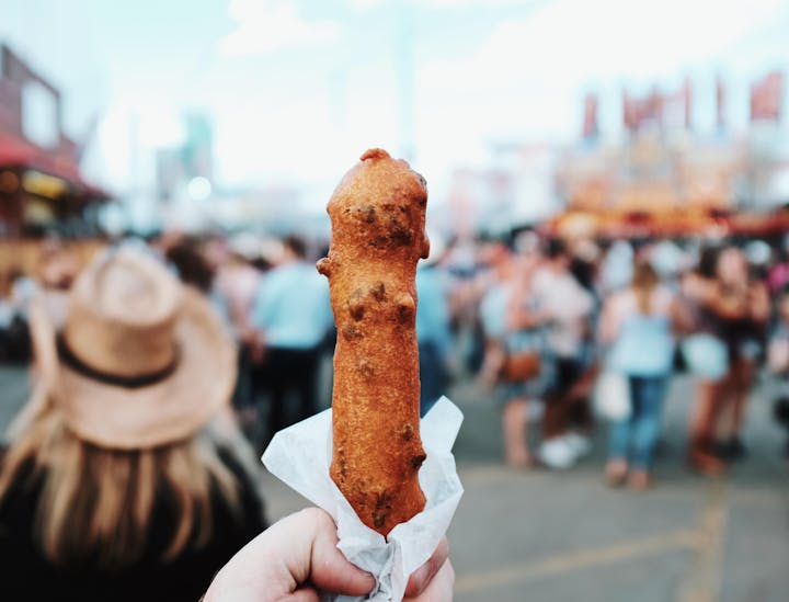 Noms de stand de saucisses sur bâtonnet