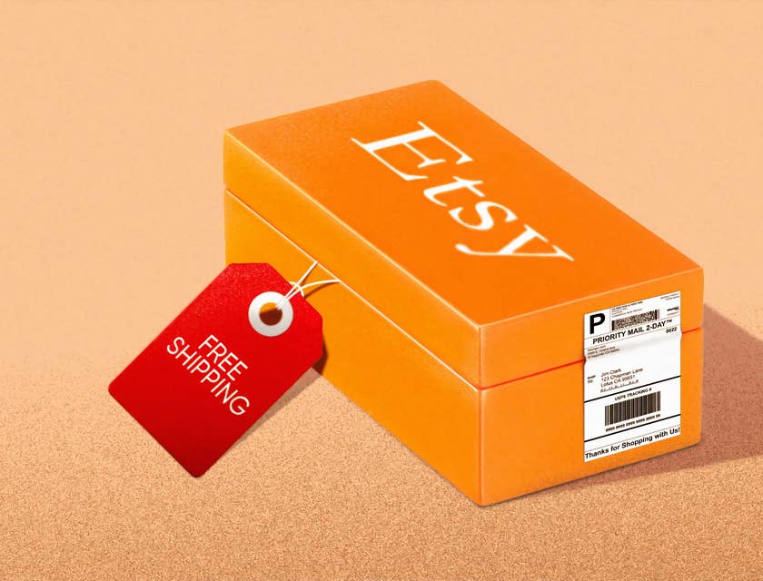 Una caja blanca con anaranjado con productos de una tienda de Etsy