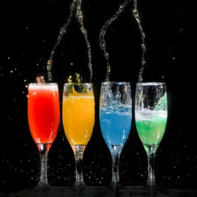 Encuentra un proveedor que ofrezca una variedad amplia de alcohol.