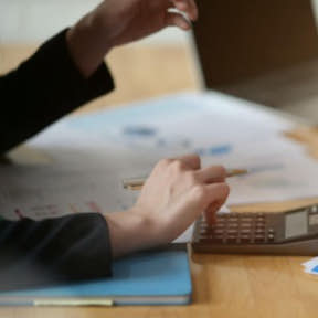 Habla sobre tus finanzas.