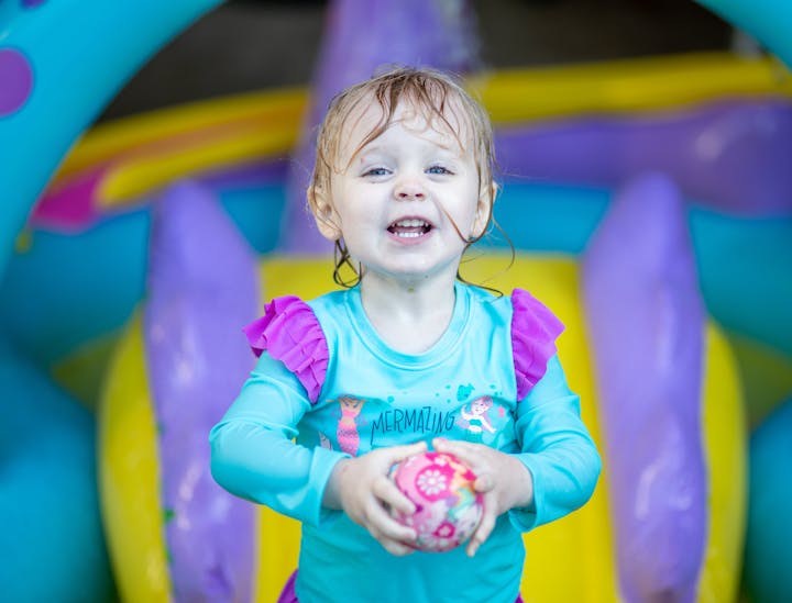 Noms d'aire de jeux intérieure