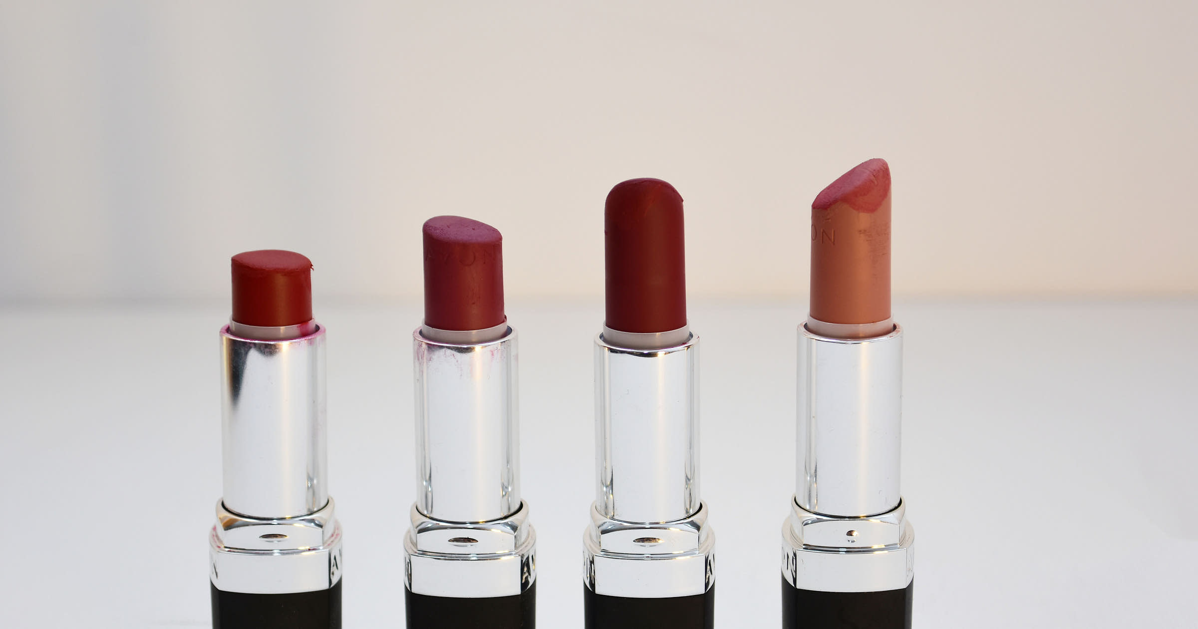 Lipstick Business Names + Free Logos