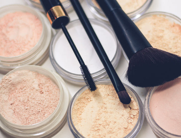 Nomes para lojas de maquiagem