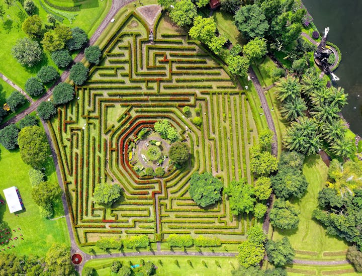 Noms d'entreprise de labyrinthe