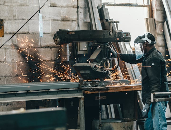 Nombres para empresas de fabricación de metales