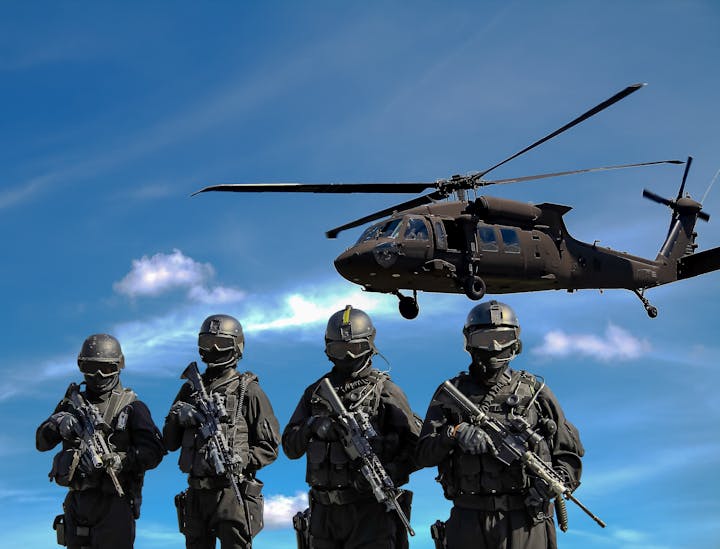 Nombres para negocios militares