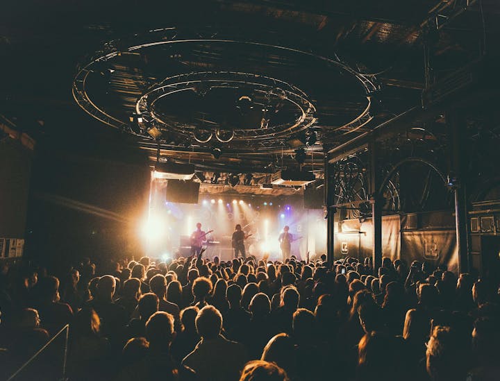 Nomes para casas de shows