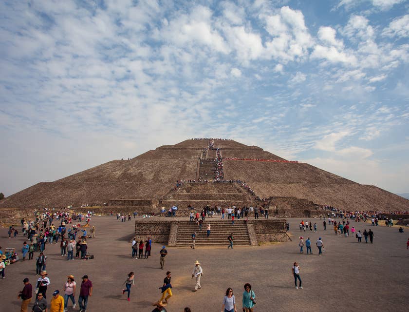 Fotografía de la pirámide de Teotihuacán en México.