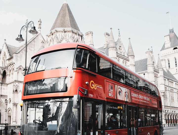 Nombres para empresas de ómnibuses