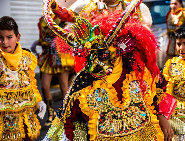 Nombres para escuelas de danza de la morenada