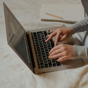 Resume tus requisitos de personal.