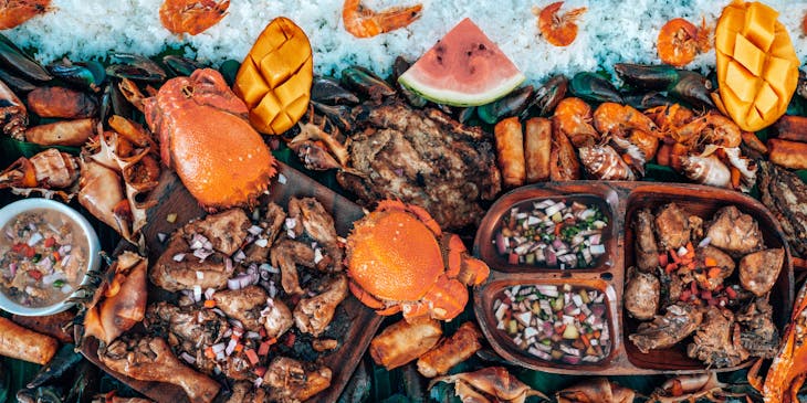 Display of Polynesian dishes at a Polynesian restaurant