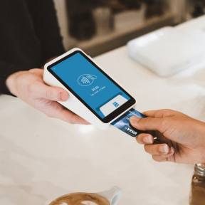 Compra un sistema de punto de venta confiable.