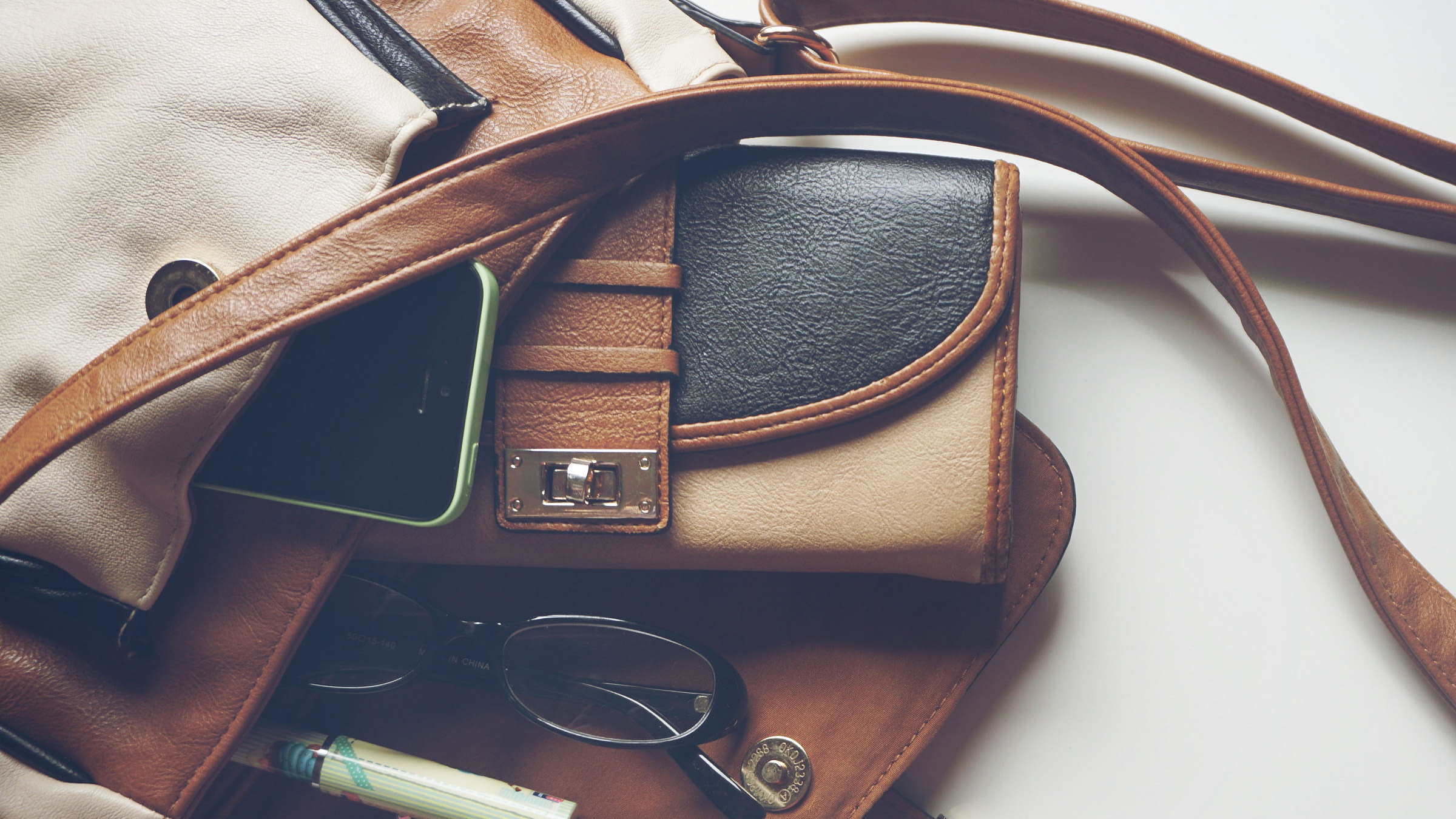 Nombres negocios de bolsos