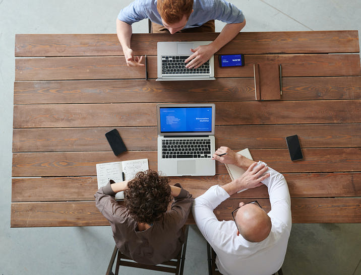 Nomes para agências de recrutamento