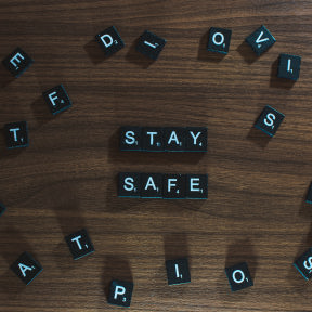 Guíate por las consideraciones de seguridad.