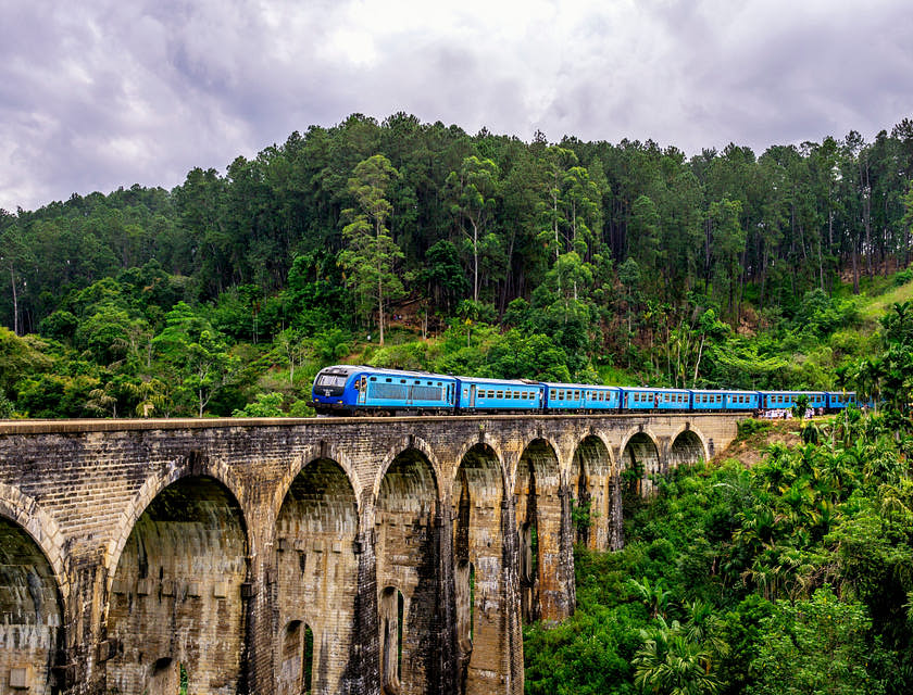 Le pont des neuf arches au Sri Lanka.