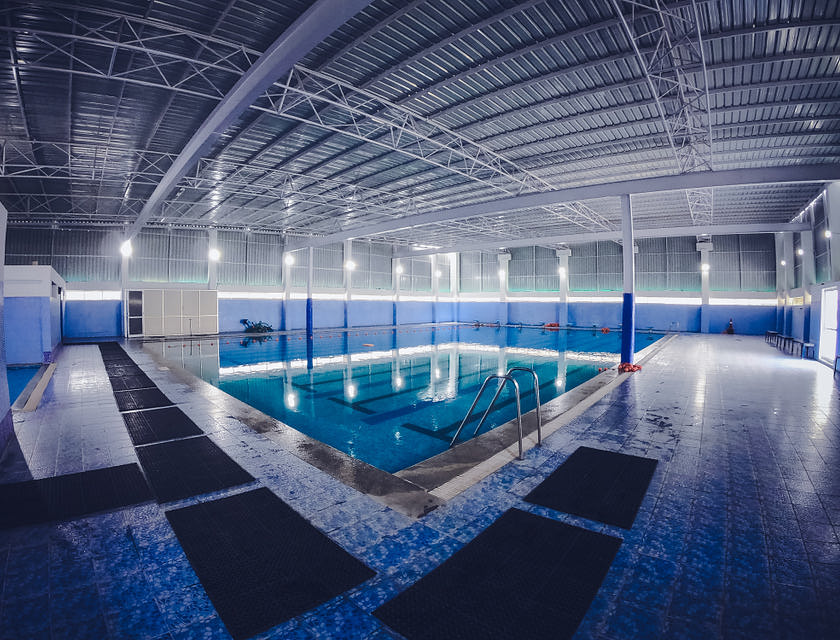 Nomi per Aziende Specializzate in Piscine
