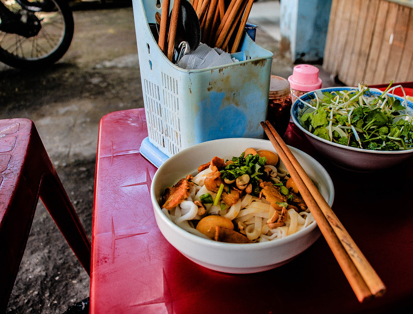 Des plats vietnamiens dans un restaurant vietnamien.